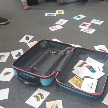 Odkrywcy na tropie przygód. Otwarta walizka